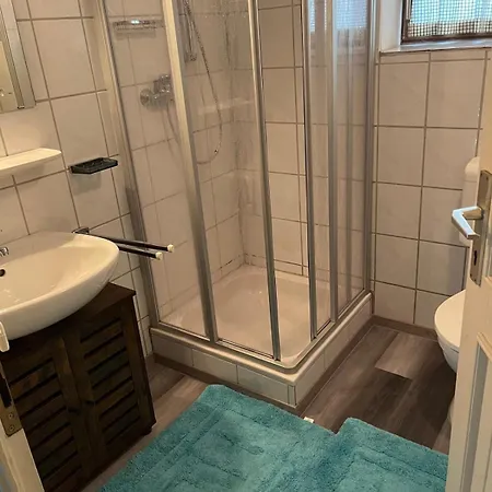 Prázdninový dům Urige Idyllische Huette Mit Sauna Grainet